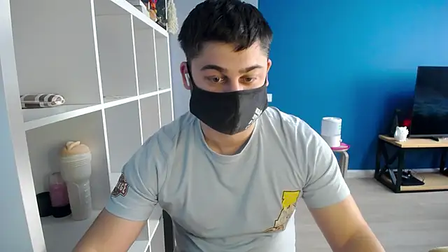 Tomguys online show from 03-03-25, 01:09