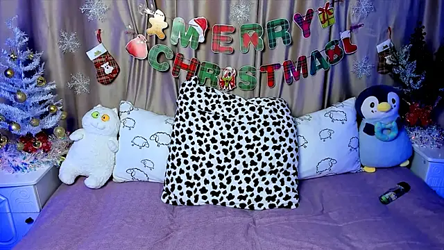 LilyStarlight online show from 12-20-24, 07:01