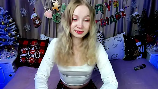 LilyStarlight online show from 12-29-24, 03:22