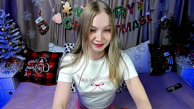 LilyStarlight online show from 01-01-25, 07:41