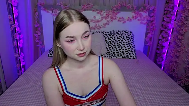 LilyStarlight online show from 04-26-26, 03:26