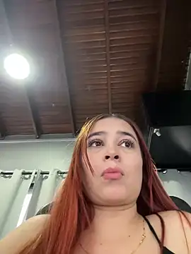 Snapshot of Marie_Castelzc chatting on 02-24-25, 04:15 Marie Castelzc online show from 02-24-25, 04:15