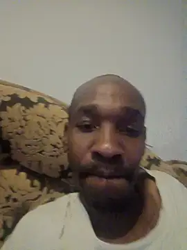 Snapshot of Dibobo4 chatting on 04-26-26, 11:24 Dibobo4 online show from 04-26-26, 11:24