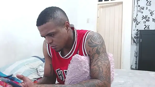 hot and naughty latin online show from 02-21-25, 10:28