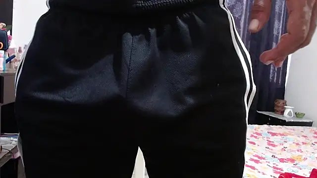 hot and naughty latin online show from 09-16-25, 05:03