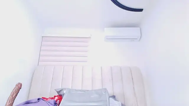  ebony-queen  online show from 02-09-26, 03:10