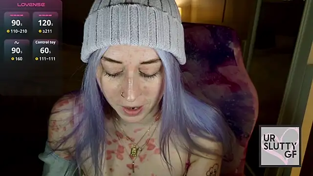Snapshot of ursluttygf chatting on 04-03-26, 03:32 ursluttygf online show from 04-03-26, 03:32