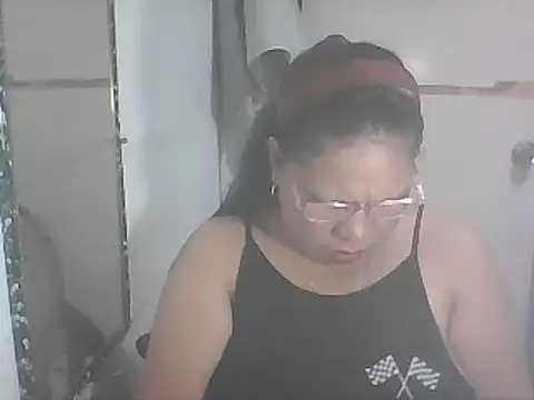 hotwet mama4uxx online show from 03-05-25, 02:23