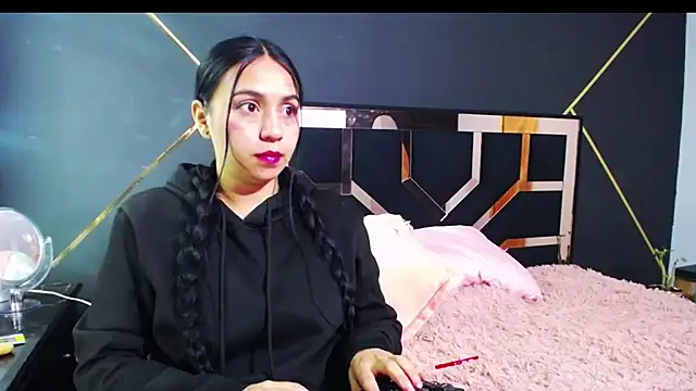 Lorena   online show from 02-19-25, 12:03