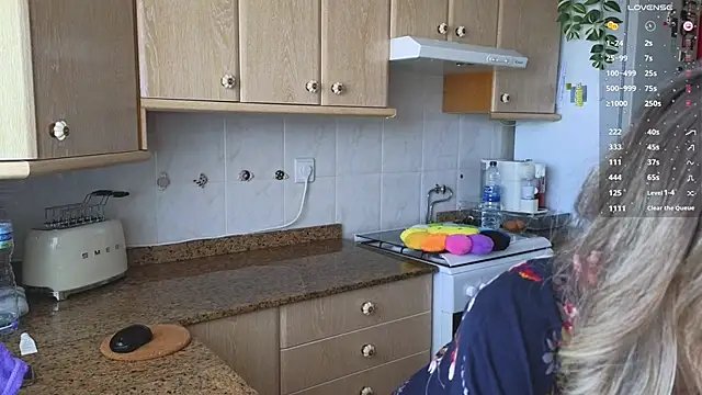 Lunamix online show from 02-04-25, 03:36