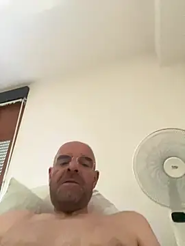 slim1976006 online show from 08-01-26, 08:57