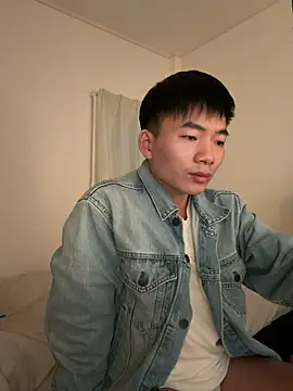 Snapshot of asiahot_liam chatting on 01-12-26, 11:48 asiahot liam online show from 01-12-26, 11:48