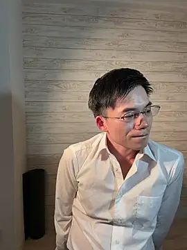 Snapshot of asiahot_liam chatting on 05-26-26, 10:44 asiahot liam online show from 05-26-26, 10:44