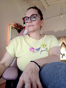 MariaPau 83 online show from 12-25-24, 08:39