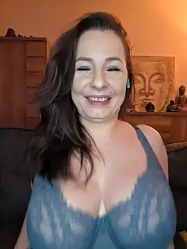 cristalines online show from 02-05-26, 07:07