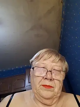 Lena Gaby online show from 10-13-25, 04:45