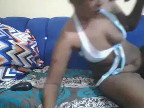 Snapshot of sexpetite chatting on 03-06-25, 08:59 sexpetite online show from 03-06-25, 08:59
