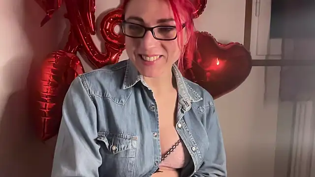 Nikky Divine online show from 02-28-25, 09:33
