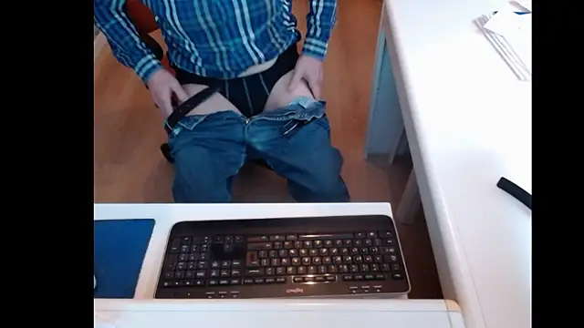 dutchpornking online show from 01-18-25, 11:43