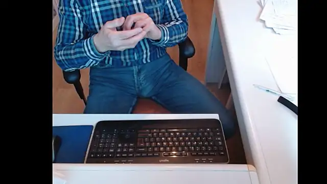 dutchpornking online show from 01-20-25, 12:18