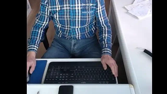 dutchpornking online show from 01-21-25, 07:58