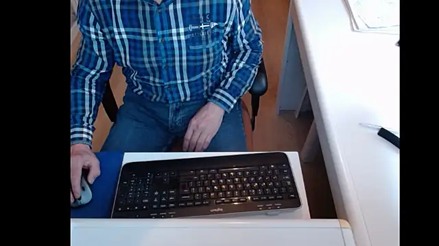 dutchpornking online show from 01-21-25, 11:24