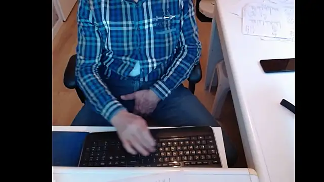dutchpornking online show from 02-10-25, 07:58