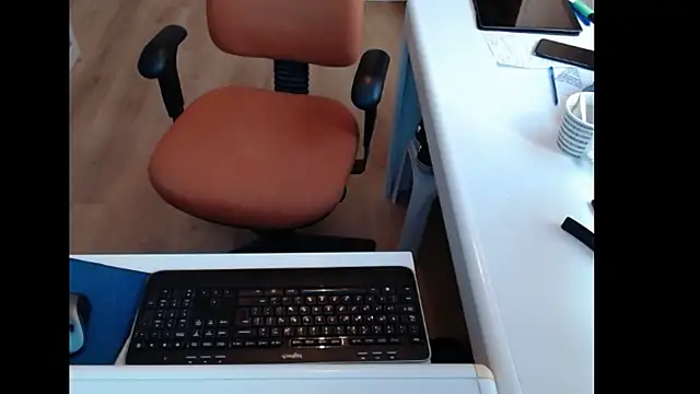 Snapshot of dutchpornking chatting on 11-08-25, 08:47 dutchpornking online show from 11-08-25, 08:47