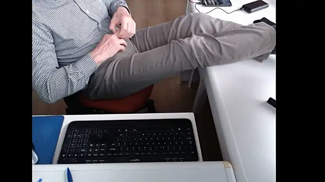 dutchpornking online show from 05-06-26, 06:13