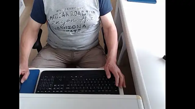 dutchpornking online show from 07-27-26, 06:09