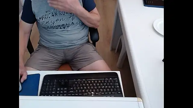 dutchpornking online show from 07-28-26, 11:28