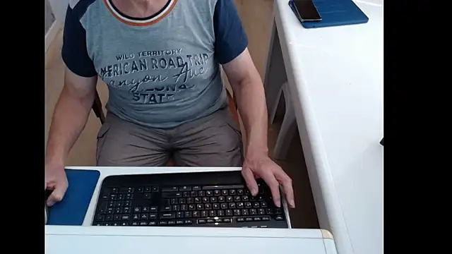 dutchpornking online show from 07-28-26, 01:43
