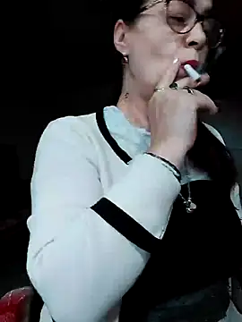 Chriss Tinaa online show from 01-12-25, 06:17