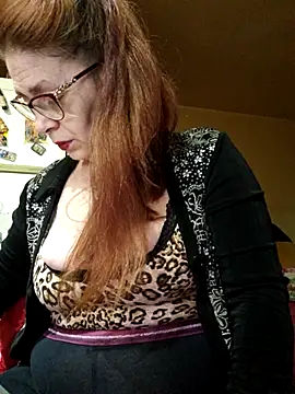 Snapshot of Chriss_Tinaa chatting on 04-11-26, 03:22 Chriss Tinaa online show from 04-11-26, 03:22