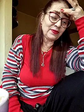 Snapshot of Chriss_Tinaa chatting on 04-22-26, 03:53 Chriss Tinaa online show from 04-22-26, 03:53