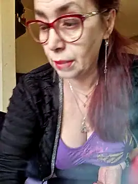 Snapshot of Chriss_Tinaa chatting on 04-28-26, 04:28 Chriss Tinaa online show from 04-28-26, 04:28