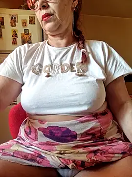 Chriss Tinaa online show from 06-19-26, 04:28