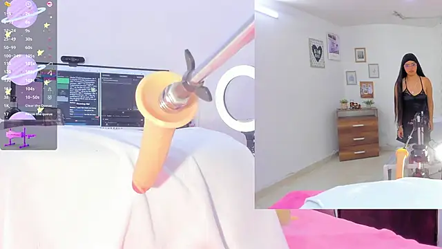 sofi velez online show from 09-22-25, 05:26