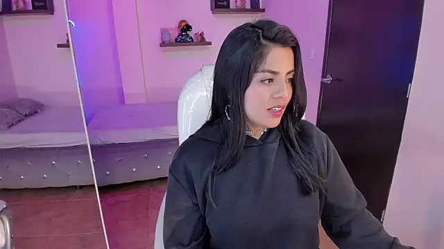 Catalinaa martinez online show from 01-17-25, 11:51