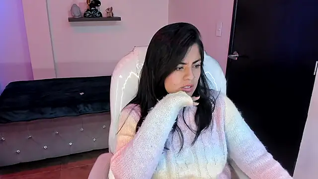 Catalinaa martinez online show from 02-26-25, 12:16