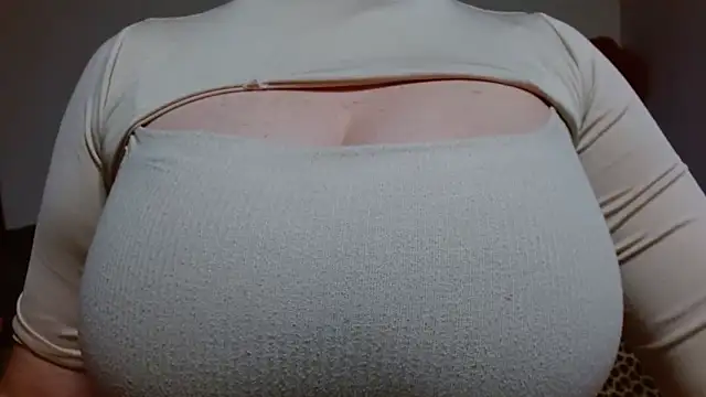 AnnyelinnaLove online show from 02-02-25, 03:43