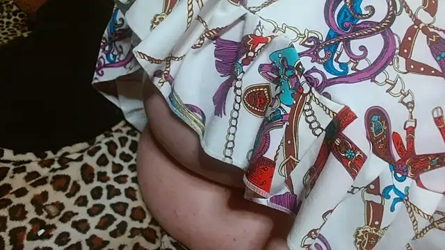 AnnyelinnaLove online show from 02-02-25, 10:02