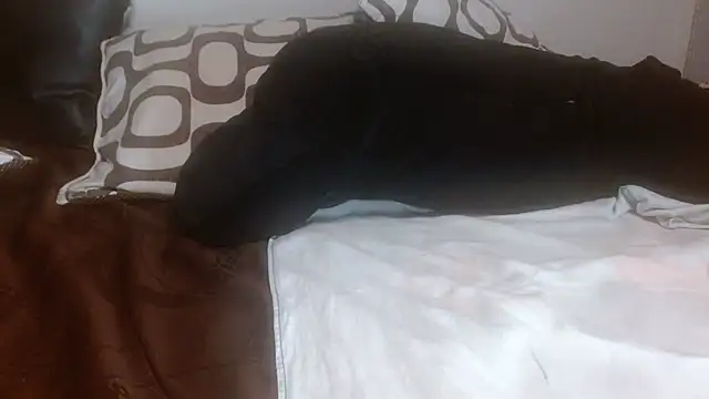 AnnyelinnaLove online show from 03-15-25, 11:29