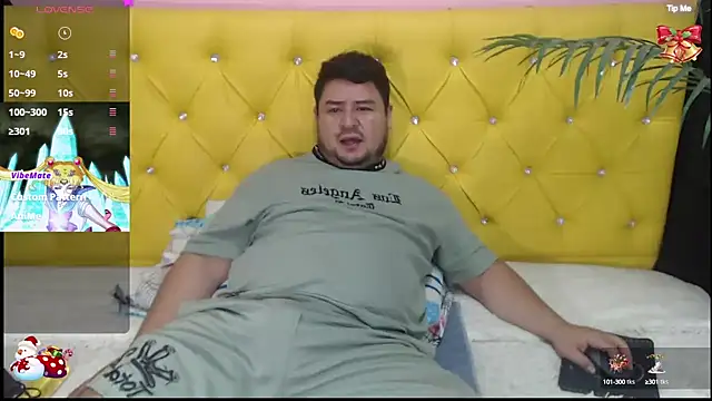 oso dirty  online show from 12-13-24, 05:32