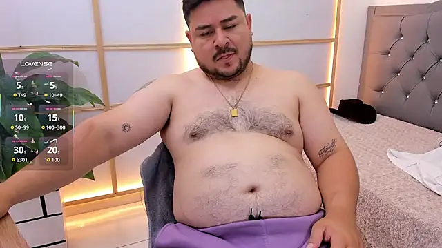 oso dirty  online show from 06-24-26, 05:56