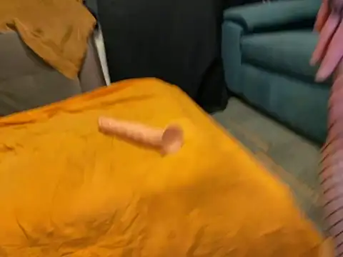 Snapshot of sillent105 chatting on 02-27-26, 09:15 sillent105 online show from 02-27-26, 09:15