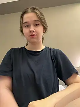 HornyGirlH online show from 03-10-26, 03:11