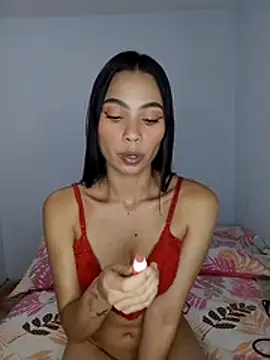 Snapshot of iamemmablake chatting on 06-26-26, 12:04 iamemmablake online show from 06-26-26, 12:04