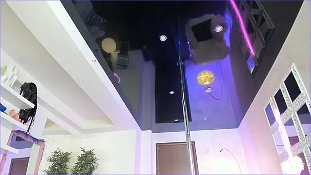 LisaAkira online show from 10-10-25, 06:56