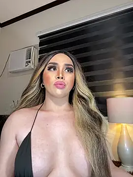 MISSANACONDA online show from 01-15-25, 03:07